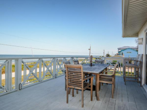 Beachfront home with large deck perfect for families - 6492 S. Atlantic